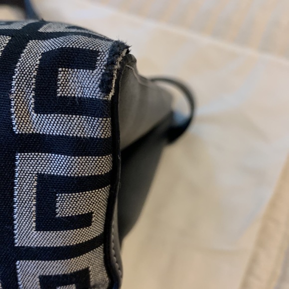 Givenchy AuthenticVintage Rare  Monogramed and side leather Black and Gr… - Picture 8 of 16